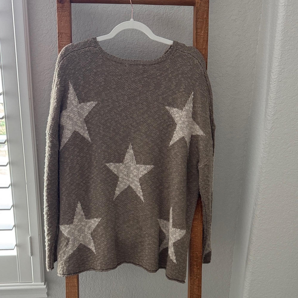 Easel Star Patterned Tan Sweater - Picture 3 of 7
